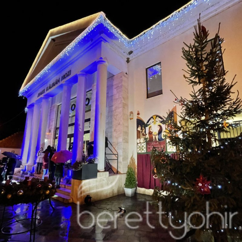 Betlehemi szárnyas oltárt nyitottunk 39